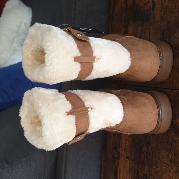 Authentic Warm boots by G by Guess brown size 8 NWT - Picture 6 of 13